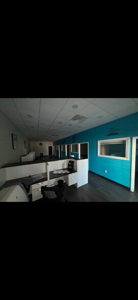 More Photos Of 236-246 Jericho Tpke, Floral Park Storefront Retail Office For Lease