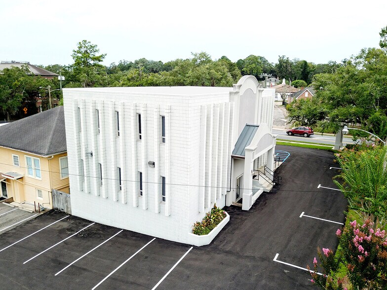 More Photos Of 825 Thomasville Rd, Tallahassee Office For Sale