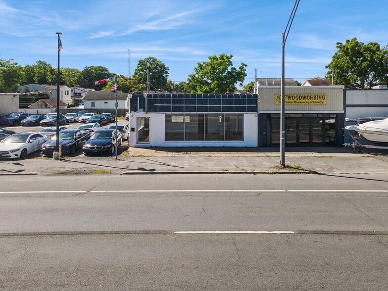 More Photos Of 2846 Sunrise Hwy, Bellmore General Retail For Sale