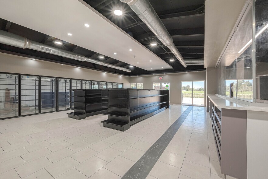 More Photos Of 1238 FM 521 Rd, Brazoria Freestanding For Sale