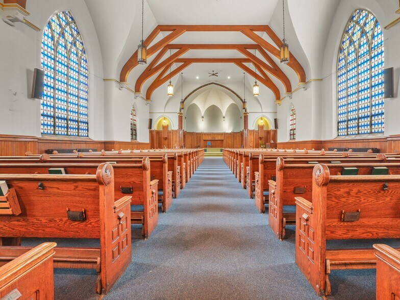 More Photos Of 480 State St, Conneaut Religious Facility For Sale