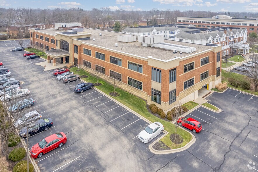 More Photos Of 8250 Kenwood Crossing Way, Cincinnati Medical For Lease