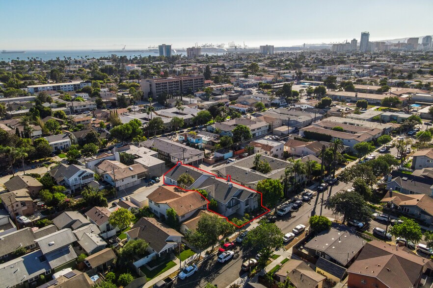 More Photos Of 2506 E 6th St, Long Beach Multifamily For Sale