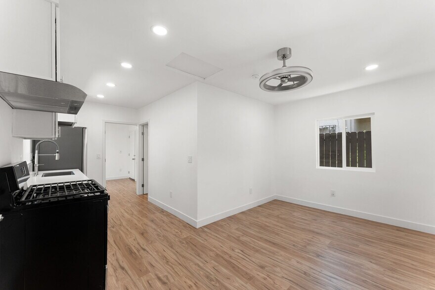 More Photos Of 4265 36th St, San Diego Apartments For Sale