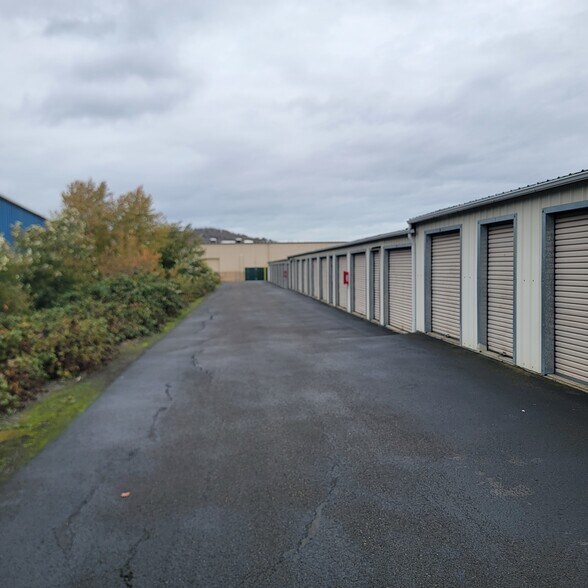 More Photos Of 1620 Green Siding Rd, Roseburg Self Storage For Sale