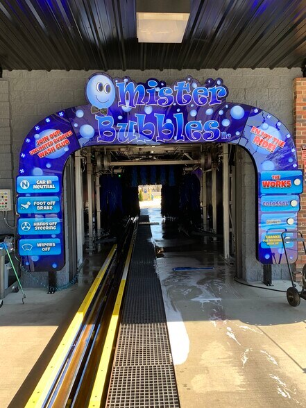 More Photos Of 1767 Hillsboro Blvd, Manchester Specialty For Sale