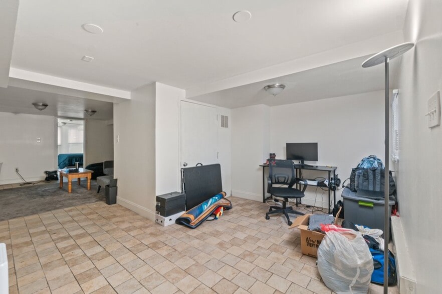 More Photos Of 217 E Preston St, Baltimore Apartments For Sale