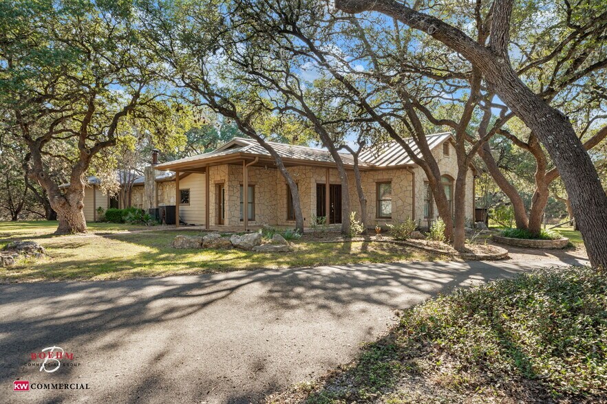 More Photos Of 39 Scenic Loop Rd, Boerne Office Residential For Lease