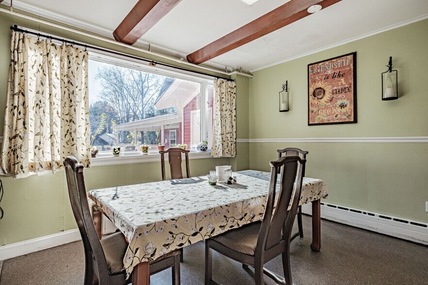 More Photos Of 257 South St, Biddeford Specialty For Sale