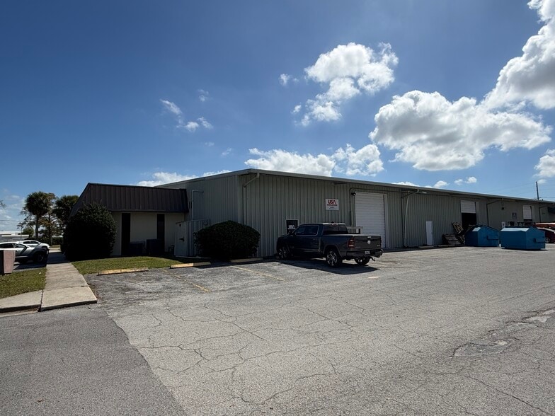 Primary Photo Of 12880 Automobile Blvd, Clearwater Manufacturing For Lease