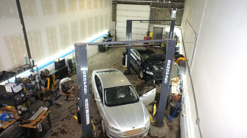 More Photos Of 7609 Sparrow Dr, Leduc Warehouse For Sale