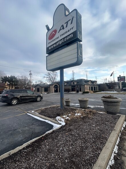 More Photos Of 7443 Indianapolis Blvd, Hammond Medical For Lease