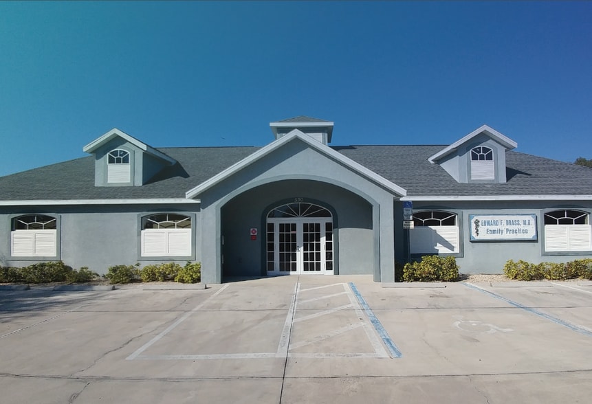 More Photos Of 530 SE 16th Pl, Cape Coral Medical For Lease