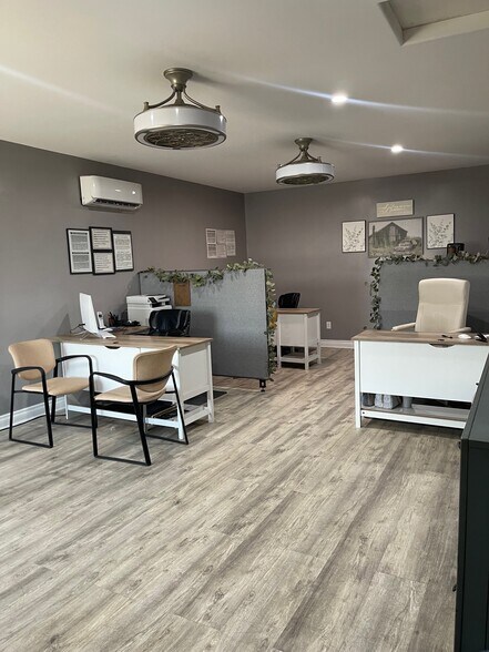 More Photos Of 1240 E California Ave, Bakersfield Carwash For Lease