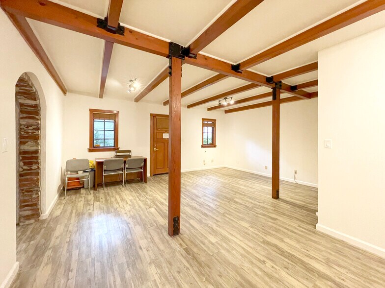 More Photos Of 1672 University Ave, Berkeley Medical For Lease