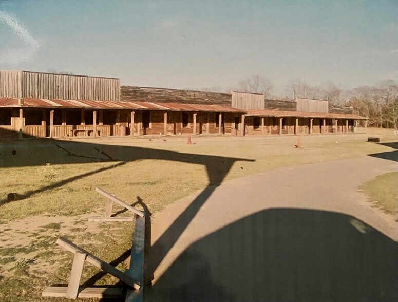 More Photos Of 775 Bembry Ave, Unadilla Theater Concert Hall For Sale