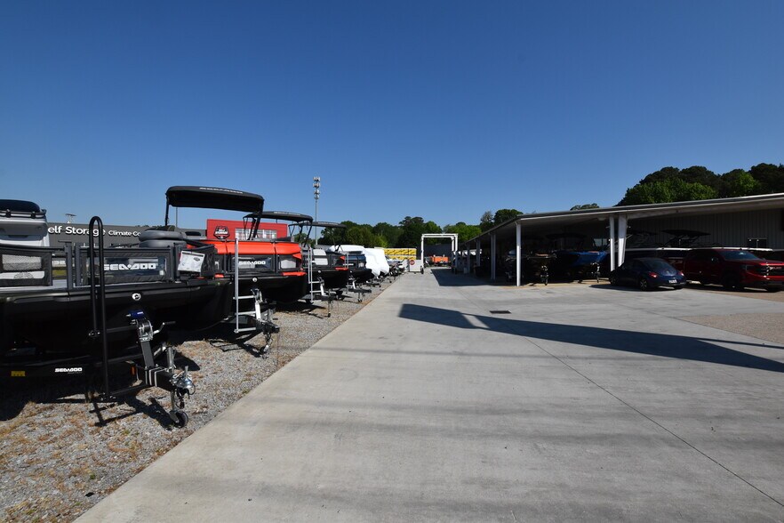 More Photos Of 4917 Highway 58, Chattanooga Auto Dealership For Lease
