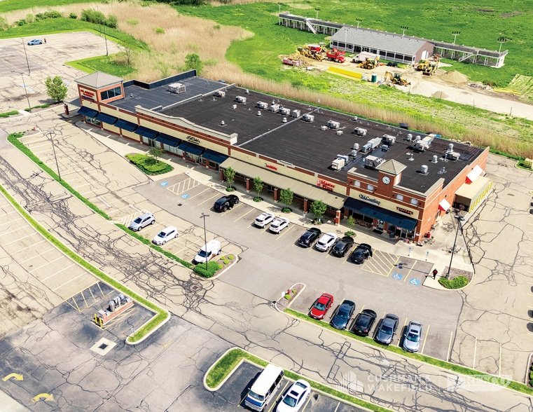 More Photos Of 620 Ridgewood Rd, Akron Unknown For Lease