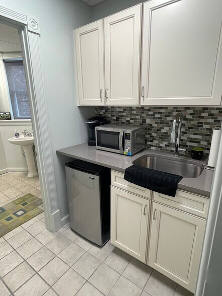 More Photos Of 119 King St, Hagerstown Office For Lease