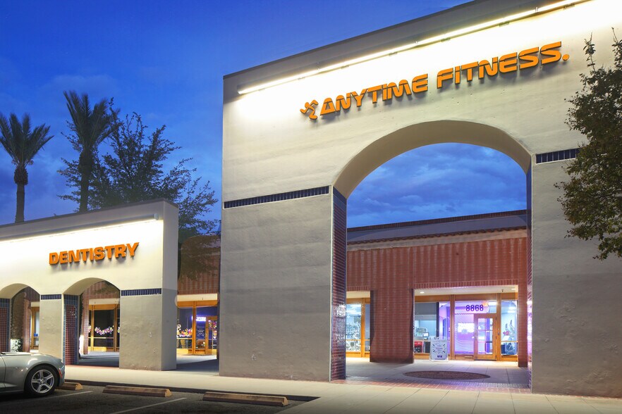 More Photos Of 8800-9165 E Tanque Verde Rd, Tucson Storefront For Sale