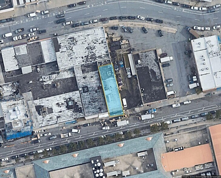 Primary Photo Of 131-35 Fowler Ave, Flushing Office For Lease