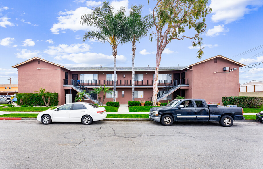 Primary Photo Of 10772 Palma Vista Ave, Garden Grove Apartments For Sale