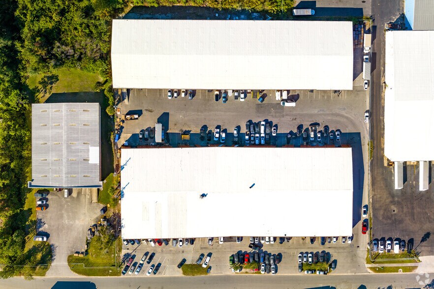 More Photos Of 11300 Space Blvd, Orlando Unknown For Lease
