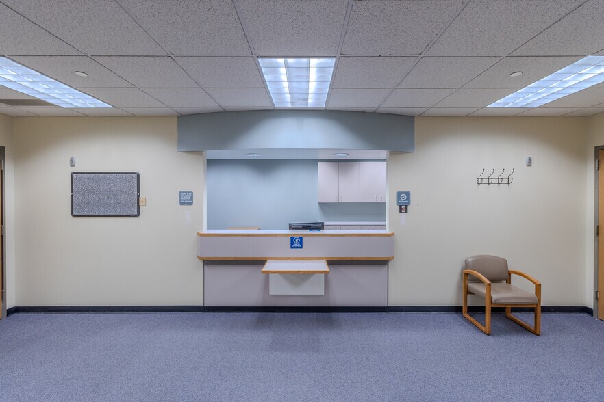 More Photos Of 320 Dayton st, Kennewick Medical For Sale