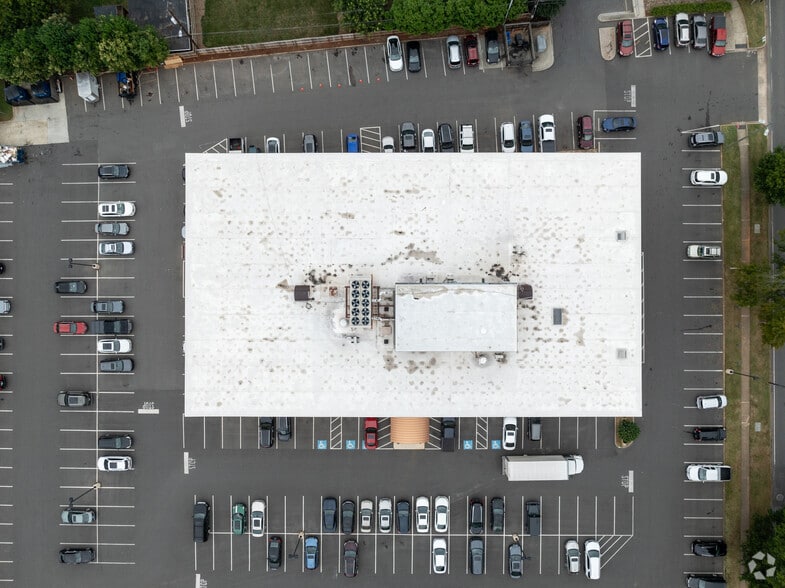 More Photos Of 4530 Park Rd, Charlotte Office For Lease