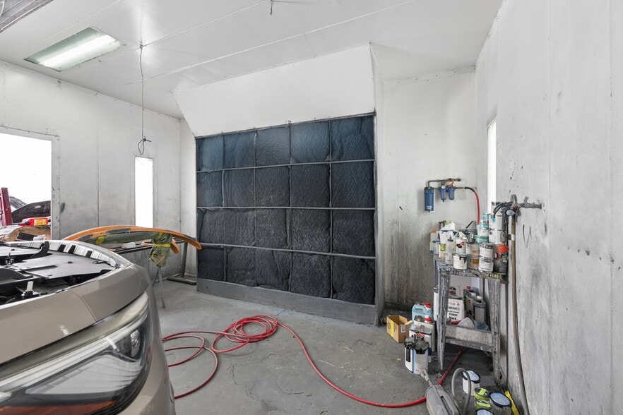 More Photos Of 5363 Venice Blvd, Los Angeles Auto Repair For Sale
