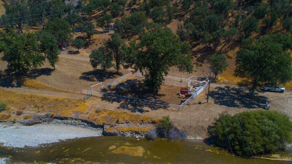 More Photos Of 20505 Coalinga rd, Paicines Land For Sale