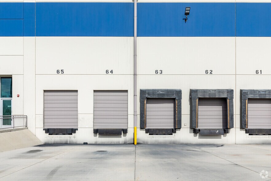 More Photos Of 720 S Gladiola St, Salt Lake City Distribution For Lease