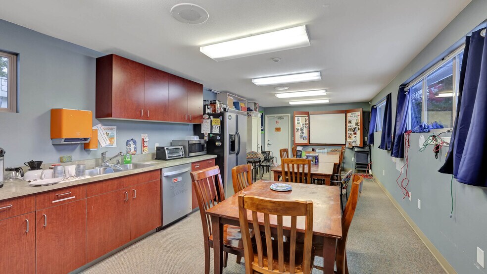 More Photos Of 18504 Bothell Way NE, Bothell Medical For Lease