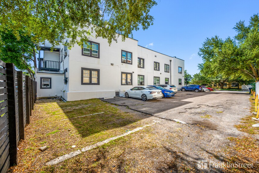 More Photos Of 4201-4207 W North A St, Tampa Apartments For Sale