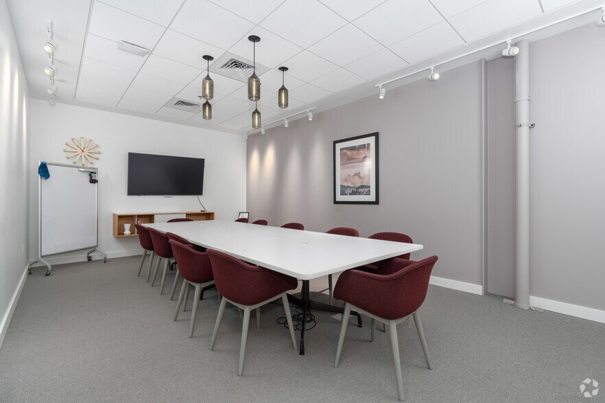 More Photos Of 2175 NW Raleigh St, Portland Coworking Space