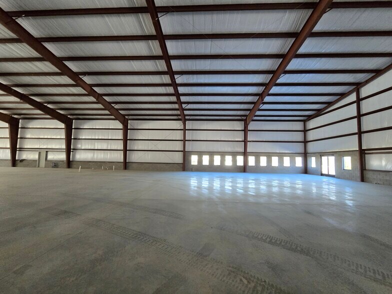 More Photos Of 124 Tellico Port Rd, Vonore Manufacturing For Sale