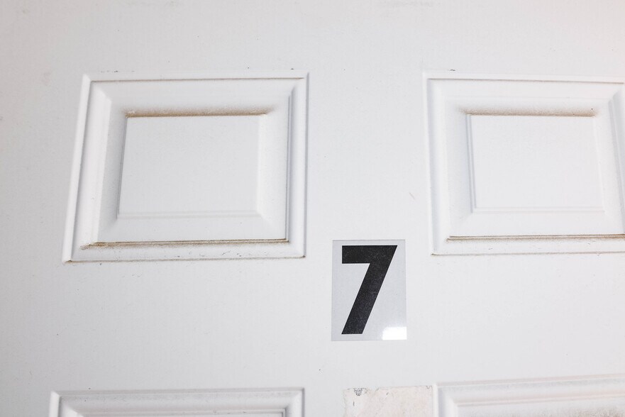 More Photos Of 128 S Philadelphia Blvd, Aberdeen Apartments For Sale