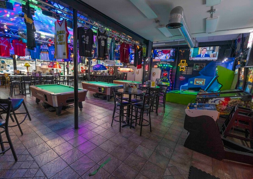 More Photos Of 1368 Ocean Shore Blvd, Ormond Beach Restaurant For Sale