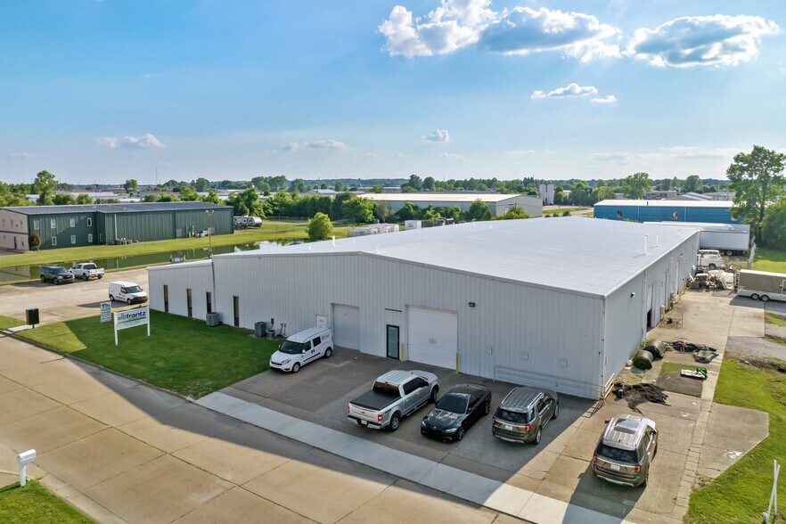 More Photos Of 2626 Kotter Ave, Evansville Warehouse For Sale