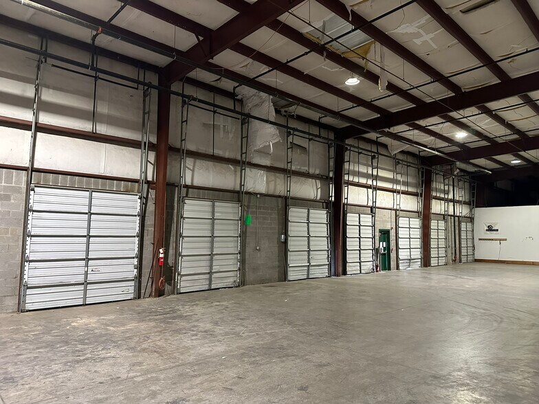 More Photos Of 2300 Clifton Ave, Nashville Industrial For Sale