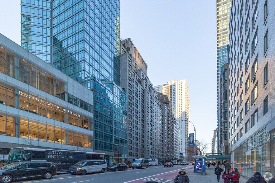 More Photos Of 225 E 57th St, New York Apartments For Lease