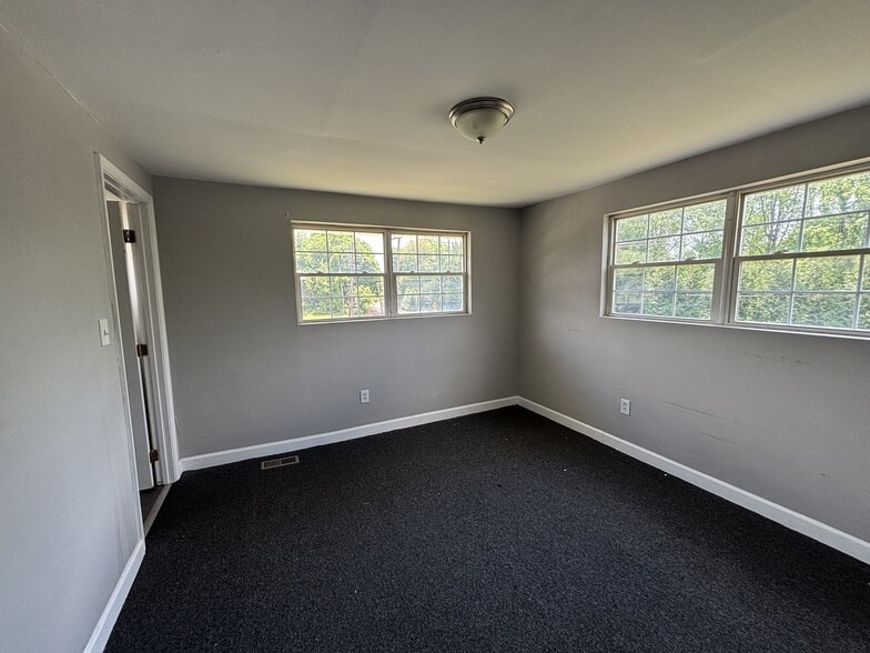 More Photos Of 15488 Mount Calvert Rd, Upper Marlboro Apartments For Sale