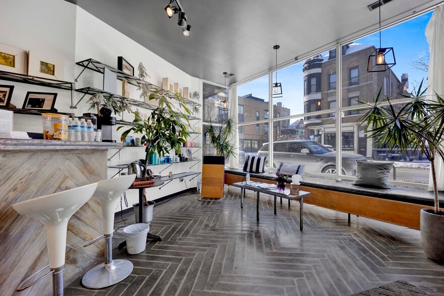 More Photos Of 2119 N Damen Ave, Chicago Storefront Retail Residential For Sale