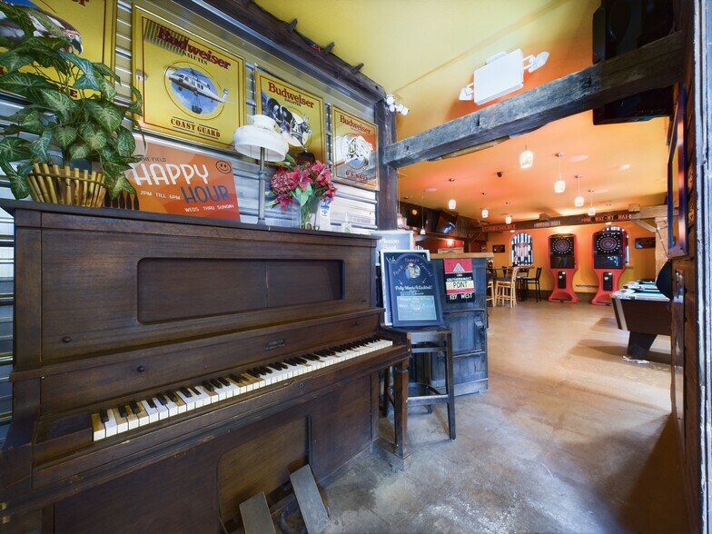 More Photos Of 4512 E M-21, Corunna Restaurant For Sale