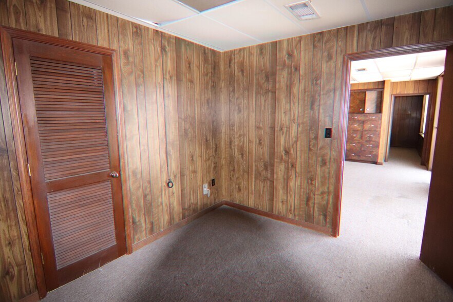 More Photos Of 626 22nd Ave S, Meridian Freestanding For Lease