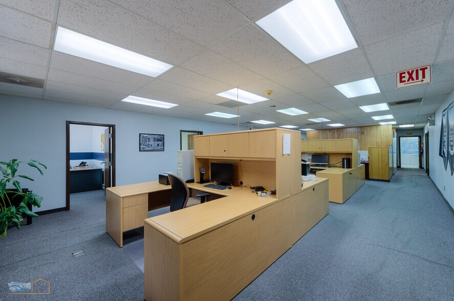 More Photos Of 5649 Arapahoe Ave, Boulder Flex For Sale