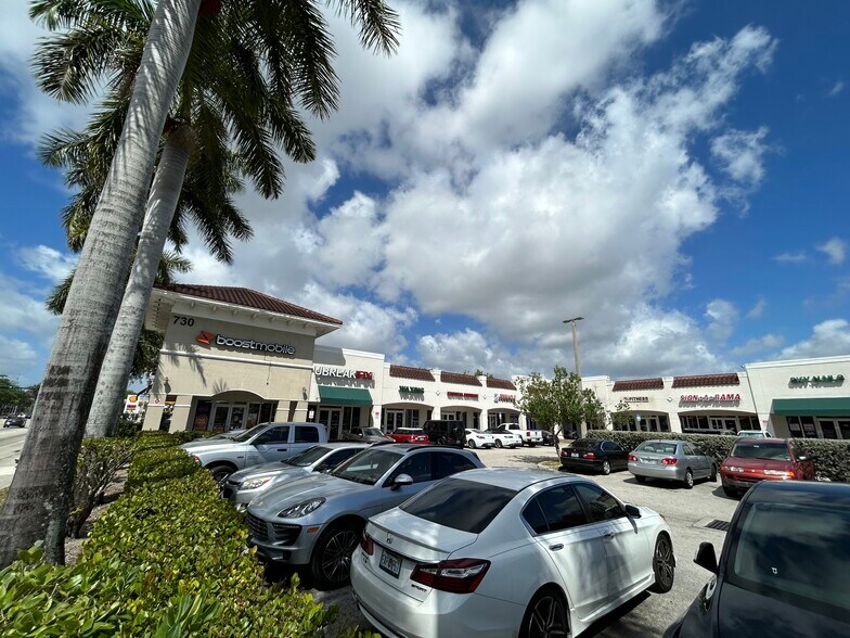 Primary Photo Of 730 W Hallandale Beach Blvd, Hallandale Beach Unknown For Lease