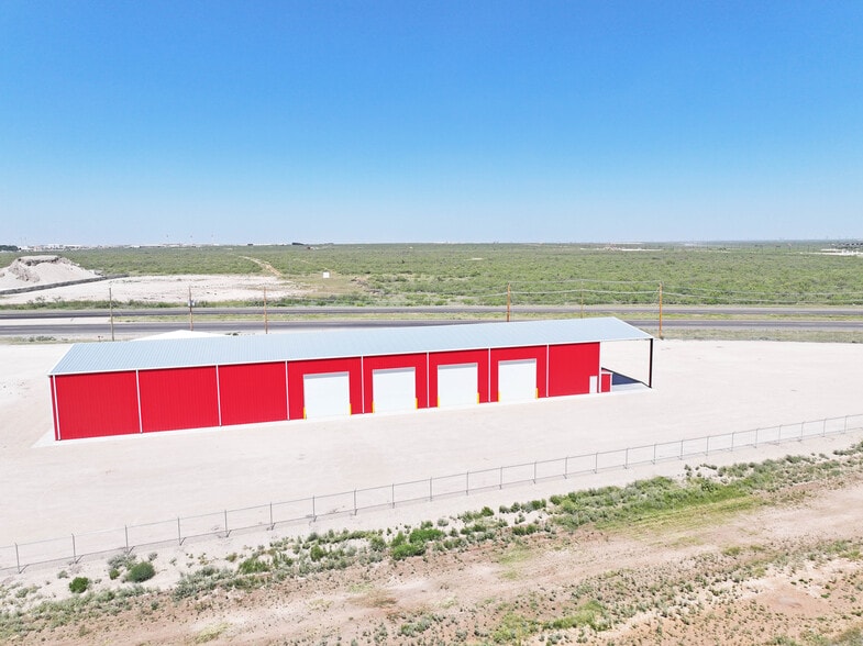 More Photos Of 930 338 loop, Odessa Warehouse For Lease