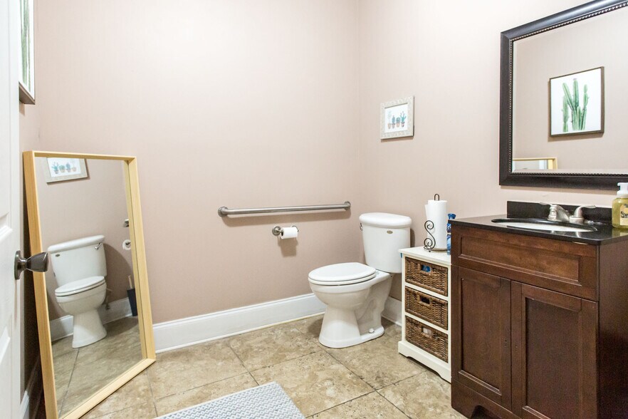 More Photos Of 3005 US Highway 84, Blackshear Storefront For Sale