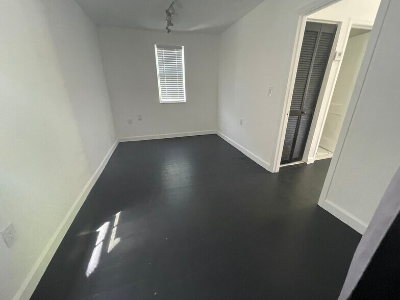 More Photos Of 210 NE 110th St, Miami Multifamily For Sale